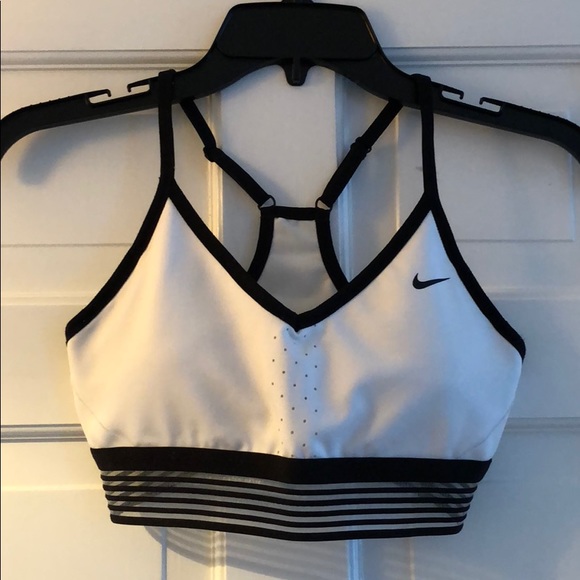 Nike Other - Nike Indy sports bra